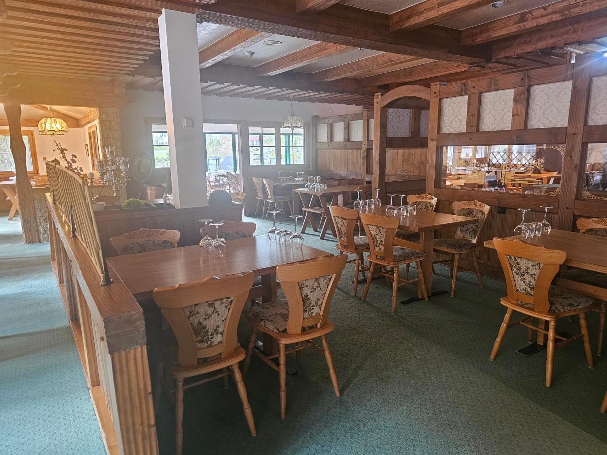 Soyhières Le Cavalier酒店 外观 照片