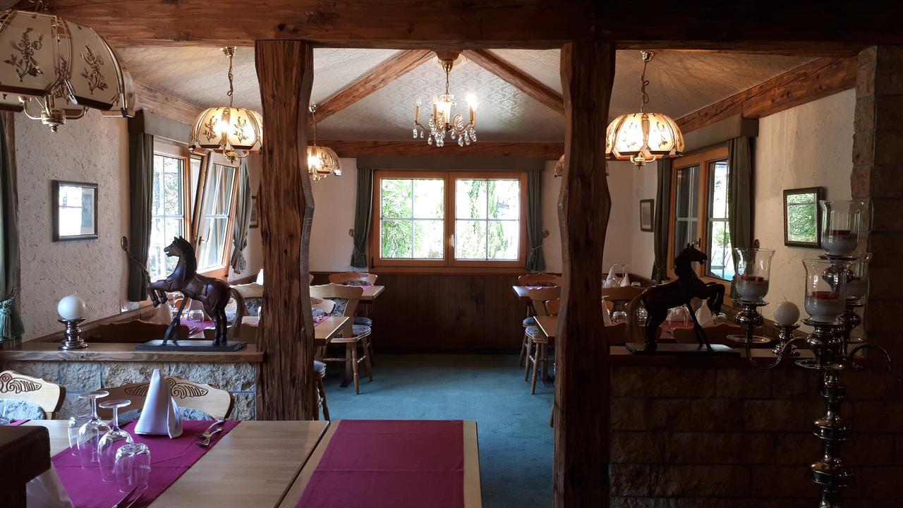 Soyhières Le Cavalier酒店 外观 照片