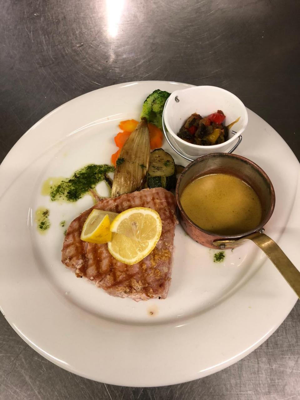 Soyhières Le Cavalier酒店 外观 照片